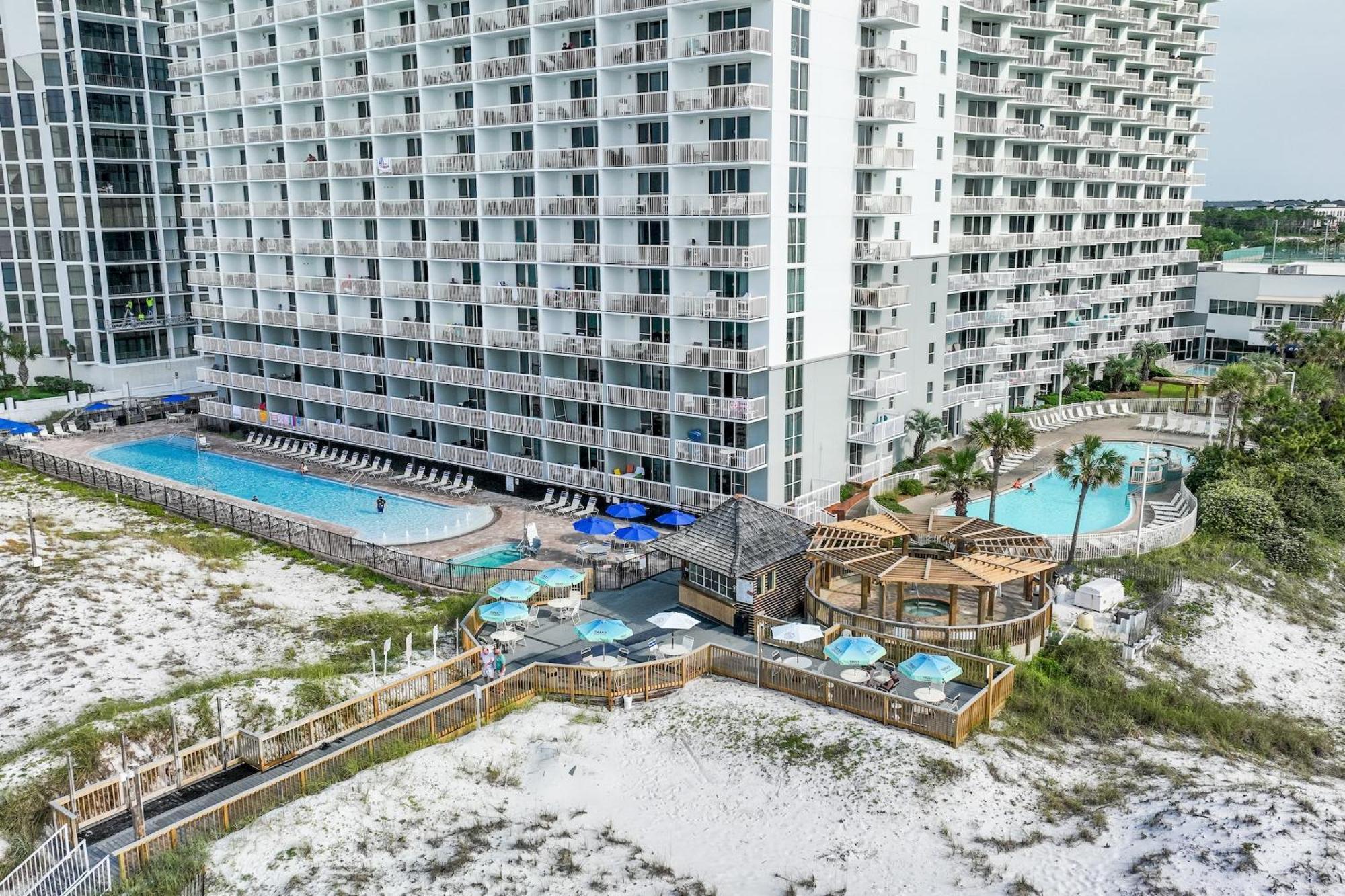 Pelican Beach Resort 德斯廷 外观 照片